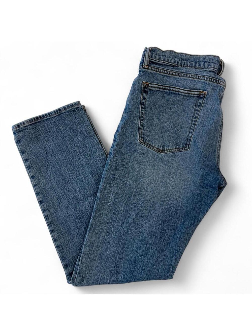 Gap — Men’s Denim Jeans Color — Straight Leg